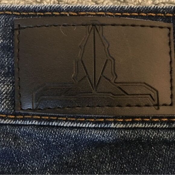 L & B dark wash high rise skinny jeans! TALL - Picture 7 of 8